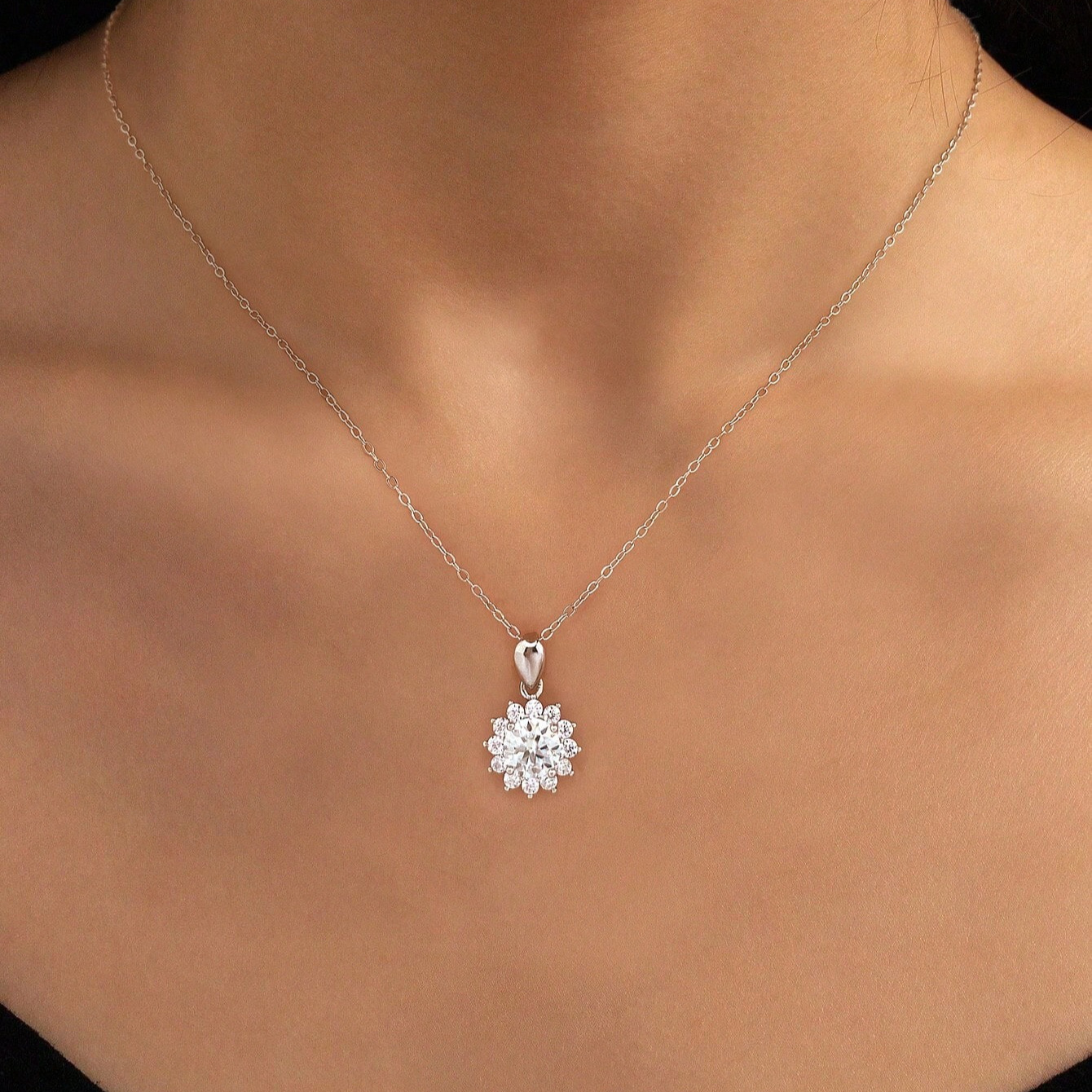 Women's 925 Silver Moissanite Pendant Necklace